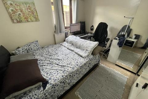 2 bedroom maisonette for sale, Isleworth, TW7