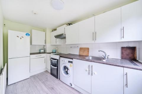 3 bedroom end of terrace house for sale, Bellfields,  Guildford,  GU1