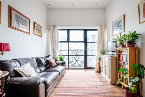 2 bedroom apartment for sale, Carmine Wharf, Copenhagen Place, Limehouse, E14