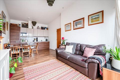 2 bedroom apartment for sale, Carmine Wharf, Copenhagen Place, Limehouse, E14