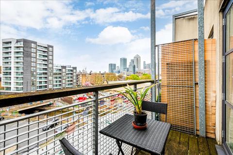 2 bedroom apartment for sale, Carmine Wharf, Limehouse, E14