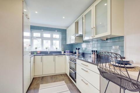 3 bedroom semi-detached house for sale, Chase Gardens, Westcliff-on-sea, SS0