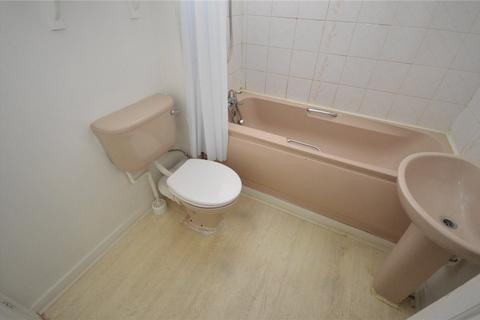 Studio for sale, Rodeheath, Luton, Bedfordshire, LU4