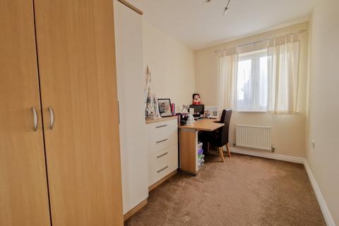 18 Arnold Rise, Biggleswade, SG18 8UF