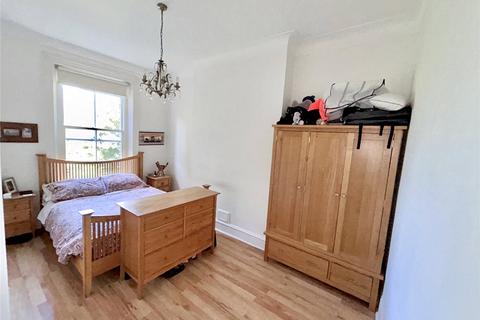 2 bedroom apartment to rent, Kidbrooke Park Road, London, SE3