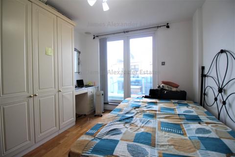 2 bedroom apartment to rent, Lyon Road, Harrow HA1