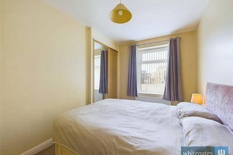 2 bedroom end of terrace house for sale, Evelyn Terrace, Mountain, Queensbury, Bradford, BD13