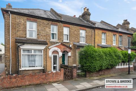 3 bedroom terraced house for sale, Hassendean Road, London SE3