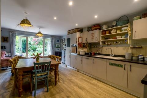 4 Chapman Link, Tetbury, GL8 8UZ