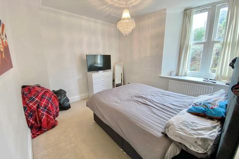 2 bedroom apartment for sale, Seacliff, Warren Road, Torquay
