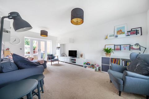 2 Meeks Croft, Clifton, Shefford, SG17 5GW