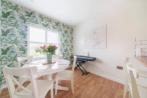 2 Meeks Croft, Clifton, Shefford, SG17 5GW