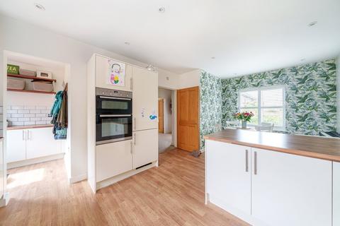 2 Meeks Croft, Clifton, Shefford, SG17 5GW