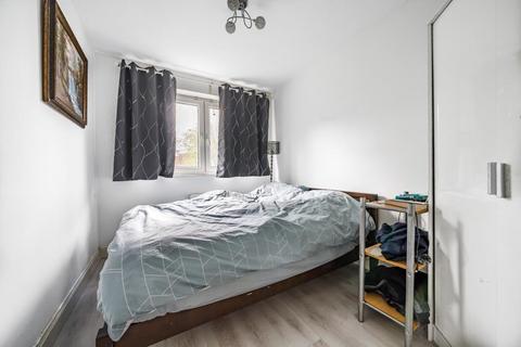 2 bedroom flat for sale, Oxford Gardens,  London,  N20,  N20