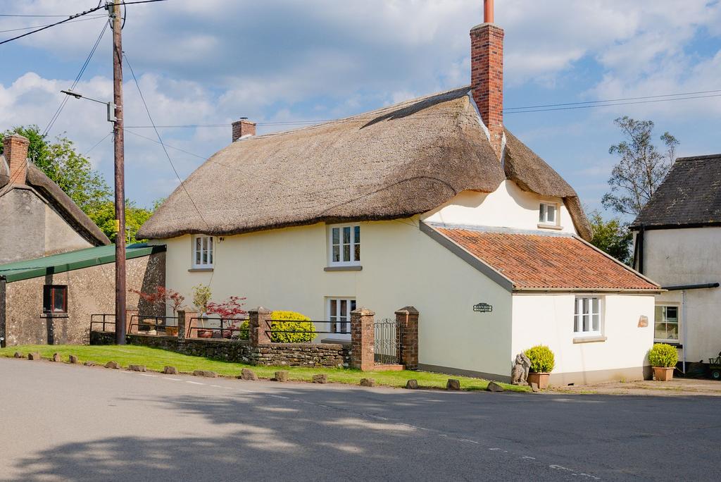 Riddlecombe, Chulmleigh, EX18 4 bed cottage - £385,000
