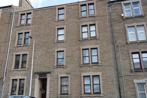 1 bedroom house to rent, Provost Road, Dundee DD3