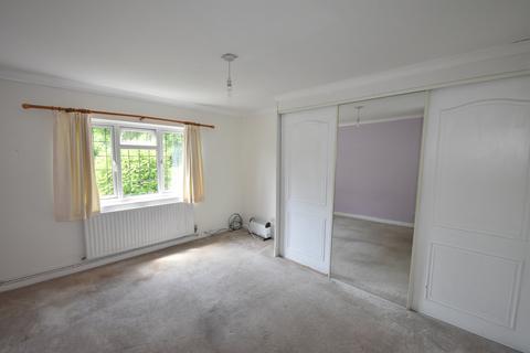 4 bedroom chalet for sale, Holm Mill Lane, Harrietsham, Maidstone, ME17
