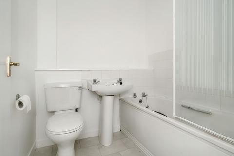 12/4 Abbey Lane, Edinburgh, EH8 8HH