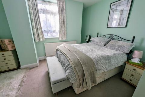 2 bedroom apartment for sale, Compton Place, Bordon GU35