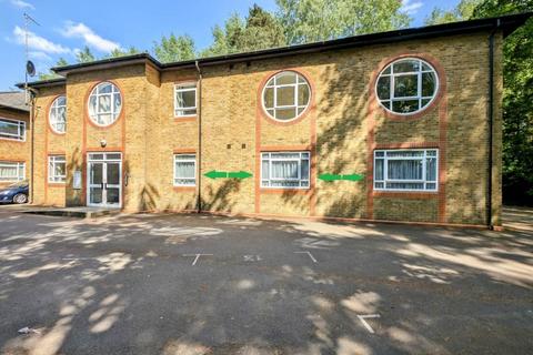 9 Compton Place, Bordon, GU35 0GZ