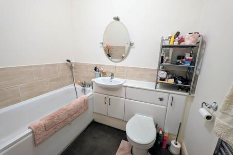 9 Compton Place, Bordon, GU35 0GZ