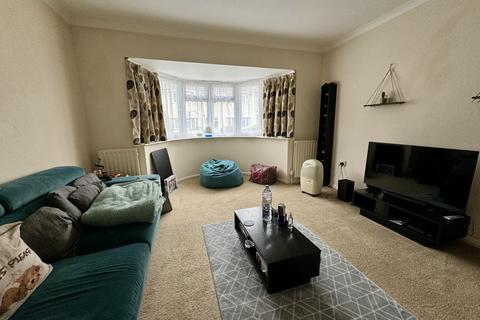 2 bedroom flat for sale, Carmen Court, Eastbourne Road, Eastbourne, East Sussex, BN20