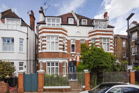 4 bedroom semi-detached house for sale, Vaughan Avenue, London, W6
