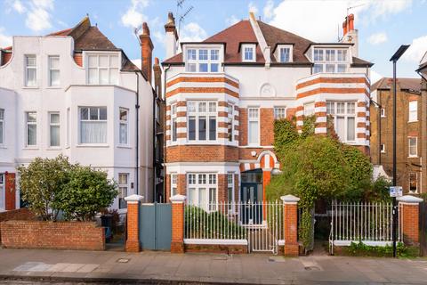 4 bedroom semi-detached house for sale, Vaughan Avenue, London, W6.