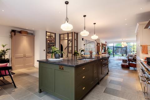 9 West Grove, London, SE10 8QT