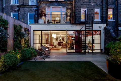 9 West Grove, London, SE10 8QT