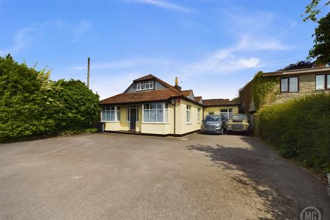 4 bedroom chalet for sale, Wells Road, Bristol, BS14