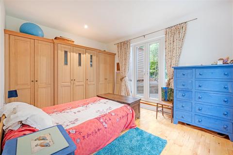 3 bedroom flat for sale, Fawley Road, West Hampstead, NW6