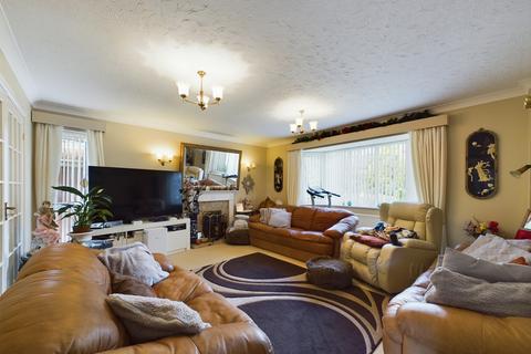 4 bedroom detached house for sale, Whitebeam Close, Paignton
