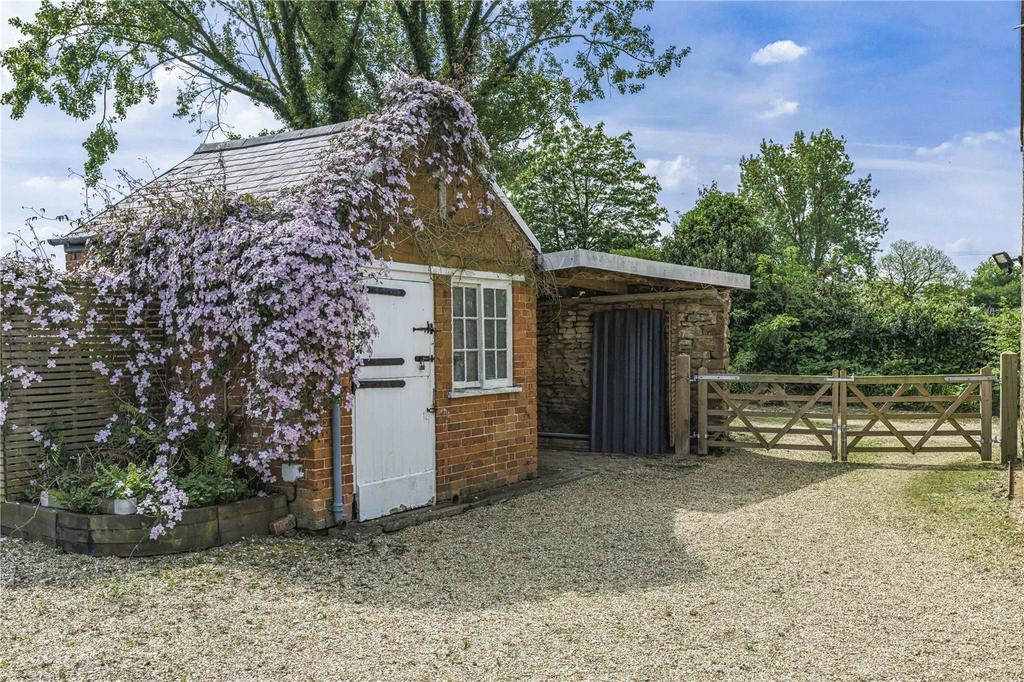 Outbuilding