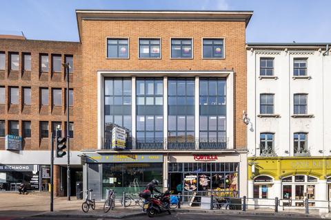 Office to rent, Midmoor House, Kew Road, Richmond, TW9 2NQ