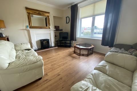 4 bedroom flat to rent, North Harbour Street, Ayr KA8