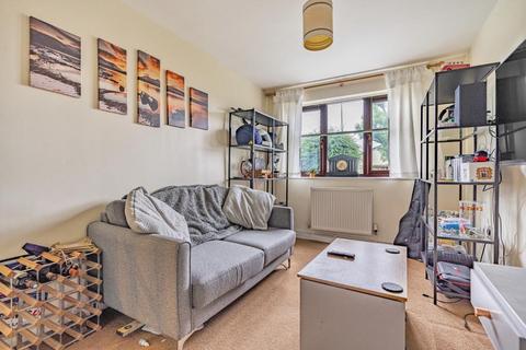 1 bedroom flat for sale, Carterton,  Oxfordshire,  OX18