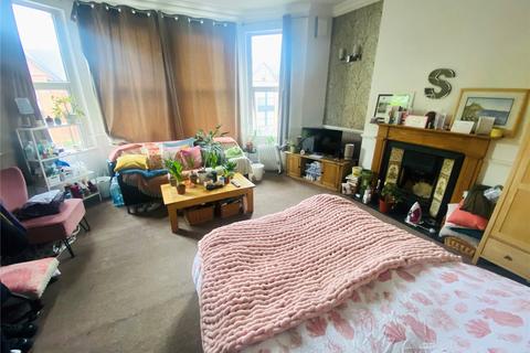 Flat 4, 21 Culverley Road, London, SE6 2LD