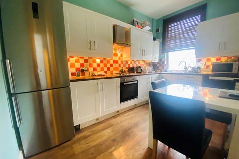 Flat 4, 21 Culverley Road, London, SE6 2LD