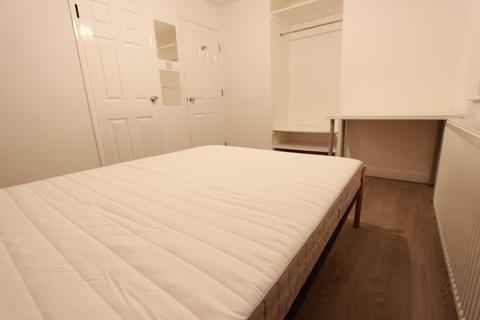 1 bedroom house to rent, Goldings Crescent, Hatfield AL10
