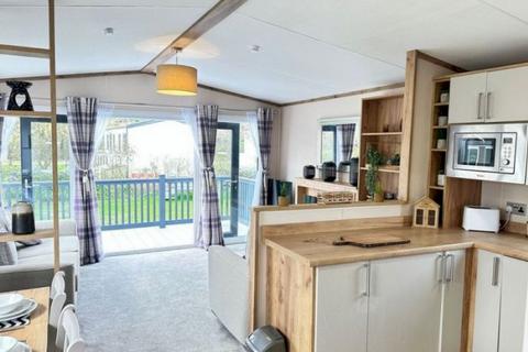 2 bedroom lodge for sale, Heathland Beach Coastal Park , Kessingland NR33