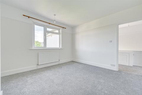 1 bedroom flat for sale, Garrick Road, Worthing, West Sussex, BN14