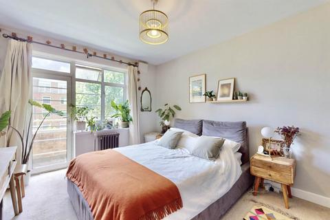 3 bedroom apartment for sale, North Hill, London N6