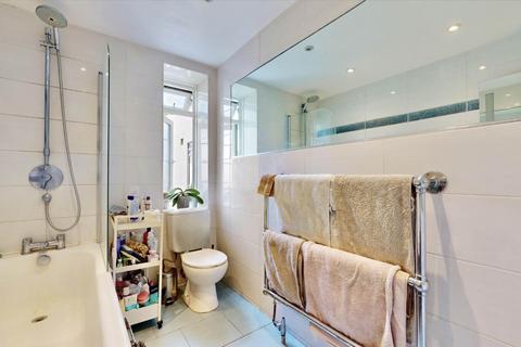 3 bedroom apartment for sale, North Hill, London N6