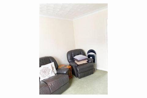 4 bedroom terraced house to rent, Northfields, Norwich, NR4