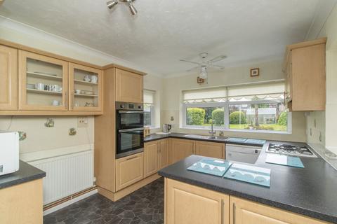 2 bedroom detached bungalow for sale, Coventry Gardens, Herne Bay, CT6