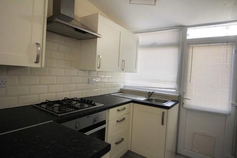 3 bedroom terraced house to rent, Dumfries Street, Treorchy. CF42 5PP