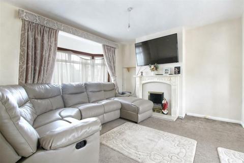 3 bedroom terraced house for sale, Churchgate, Cheshunt EN8