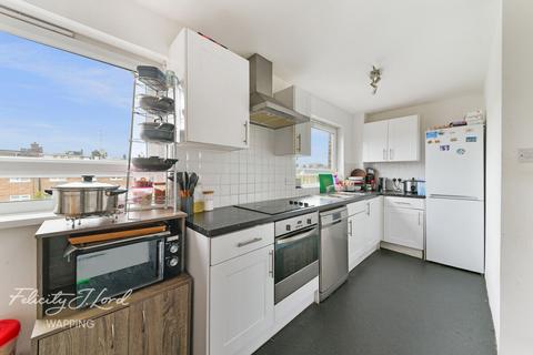 2 bedroom terraced house for sale, Cable Street, London, E1