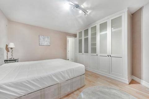 2 bedroom flat to rent, Mansfield Street, Marylebone Village, London W1